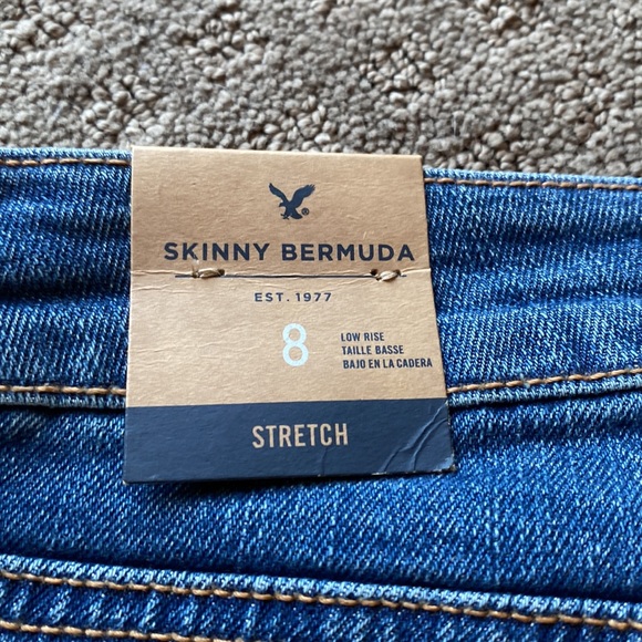 American Eagle stretch skinny Bermuda shorts. - Picture 5 of 6